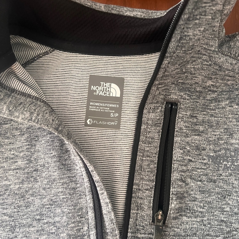 North Face Pullover - image 4